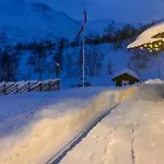 펜션 4 Bedroom In 헴세달