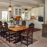 4 Bedroom In 헴세달