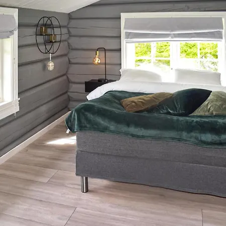 4 Bedroom In Holiday home *